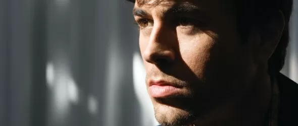 Енрике Иглесиас ще пее  химна на Евро 2008