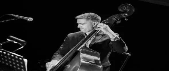 "Малки истории" разказва контрабасистът Петър Славов-син. Концертът на Биг бенда на БНР е в Първо студио на 13 май