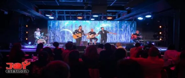 "Приказката P.I.F. невиДИМО" акустично в Joy Station