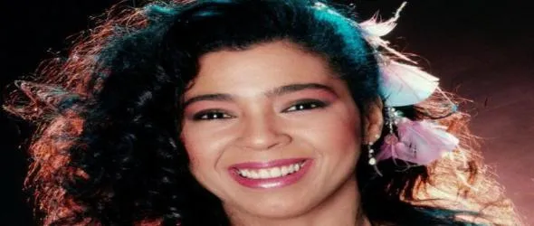 Почина изпълнителката на "Флашданс" Айрин Кара