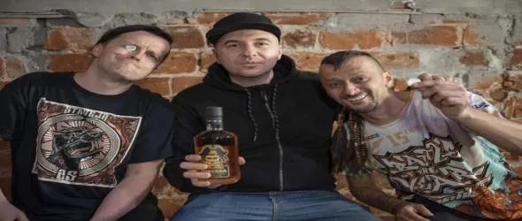 Шеметите Dubioza Kolektiv и историите на Solstafir във "Фрактура" тази неделя