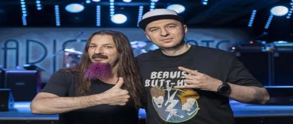 Hypocrisy и Bryan Beller (The Aristocrats) фронтално по "Фрактура"