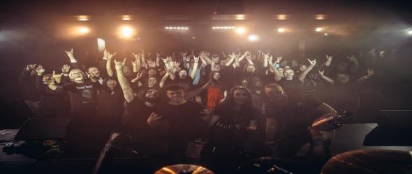 Sevi отпразнуваха 14 години с концерт и премиера на новото си видео "World That Doesn’t Fit"