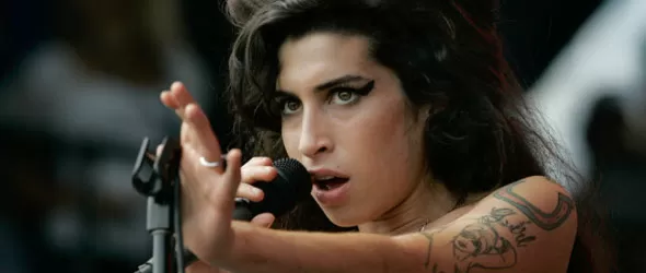 Хоспитализираха Ейми Уайнхаус