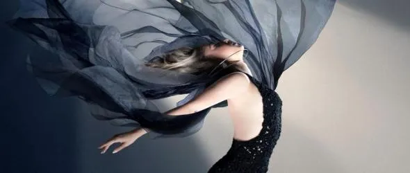 Михаела Маринова с трети студиен албум. Подкрепя "Черна пеперуда" с национално турне