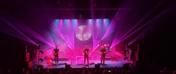 Емблематичното шоу The Pink Floyd Experience идва в България