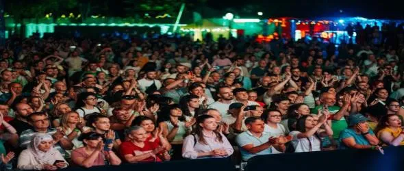 Френски чар и световна енергия на сцената на "Франкофолѝ 2025": многообразие, емоции и 3-дневен музикален празник