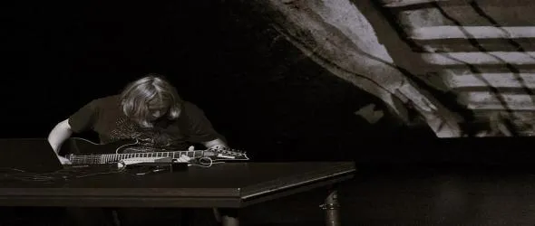 Мирян Колев представя на живо аудиовизуалния проект "Призрачни села"