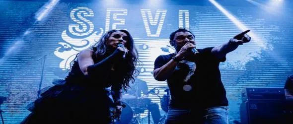 Johnny Gioeli специалeн гост на шоуто на Sеvi