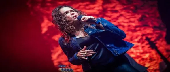 Кралицата на блус и рок музиката Бет Харт идва отново в България през лятото