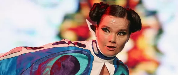 Бьорк закъса с гърлото, отлага концерти