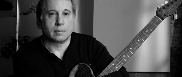 Пол Саймън осъди марка за часовници