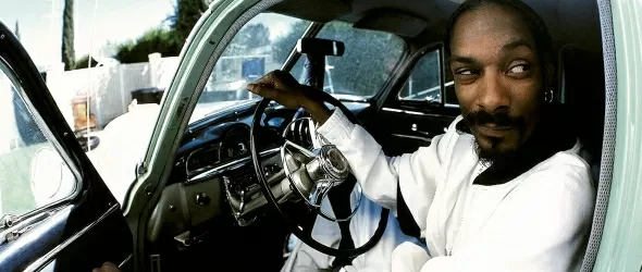 Снууп Дог заглажда хърбите с нова собствена марка дрехи