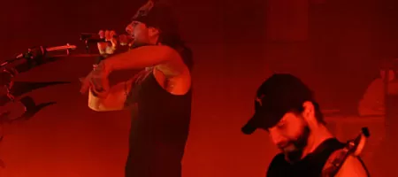 На 30 юни D2 свирят на международен фестивал в Румъния с Marilyn Manson и Alice Cooper