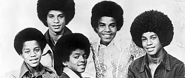 Джаксън Файв се събраха отново на една сцена