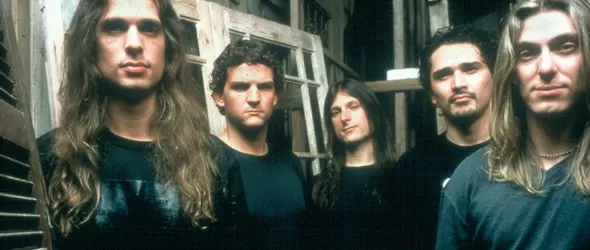 Пауър метълите Ангра се разпаднаха