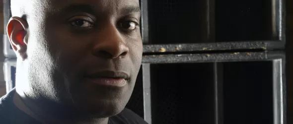 MC Деди Ърл с микрофона за DJ Хайп идната събота