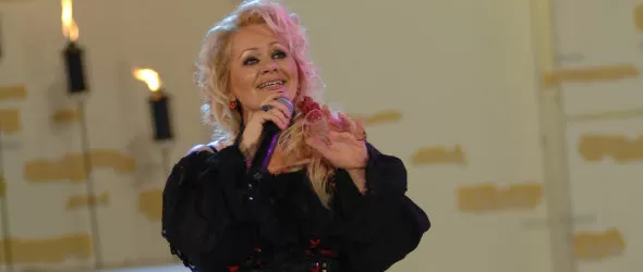 Ана-Мария се разведе на далавера