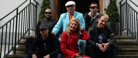 Песента Лесно се възбуждам на Дийп Зоун в мрежата свободно