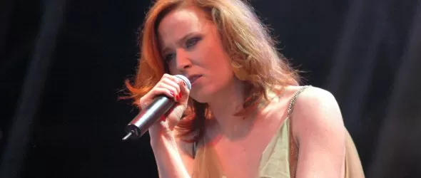 Рошийн Мърфи пазарува нови дрехи за концерта си в България