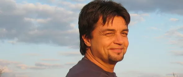 Инцидент с огън едва не провали клип на Искрен Пецов