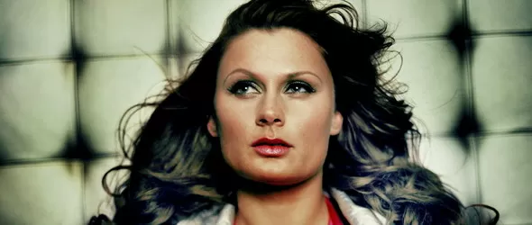 Дебютният сингъл на Ана Грейс покори американския чарт