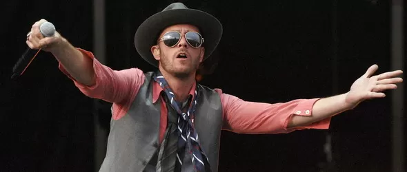 Бивше гадже на Гуен Стефани зад гърба на Скот Уейлънд