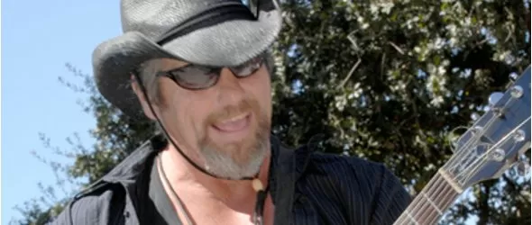 От свръхдоза почина 46-годишният фронтмен на Кенд Хийт