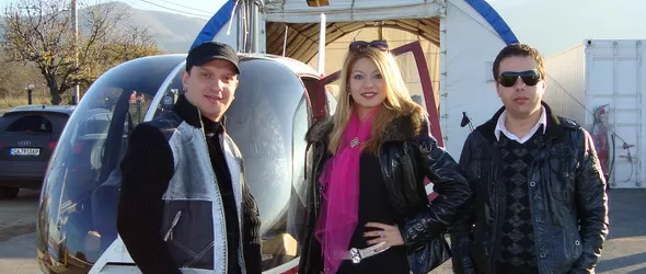 Дийп Зоун си наеха личен хеликоптер