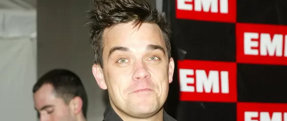 Роби Уилямс става Ихтиандър, гмурка се за извънземни