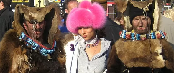 Анн-Джи на кукерско шоу в Разлог