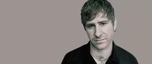 Джош Габриел миксва в Ескейп