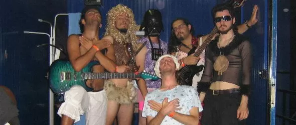 Наноуър Ъф Стийл отново в София?