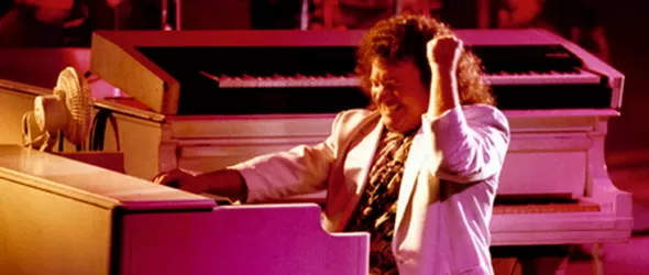 Почина пианистът на Линърд Скинърд