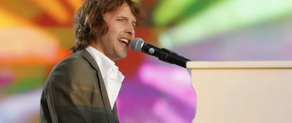 Радио FM+ среща влюбени с Джеймс Блънт!