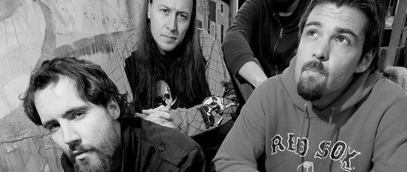 Словенците Елвис Джексън свирят в София и Пловдив през март