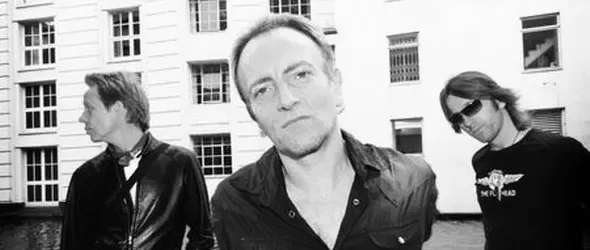 Членове на Деф Лепърд и Секс Пистълс в нов проект