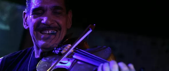 Цигу-мигу! Венци Такев и неговият ансамбъл в Балканизация