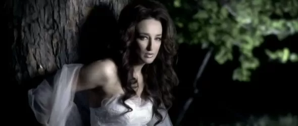 Бурни аплодисменти за Деси Тенекеджиева и новото й видео