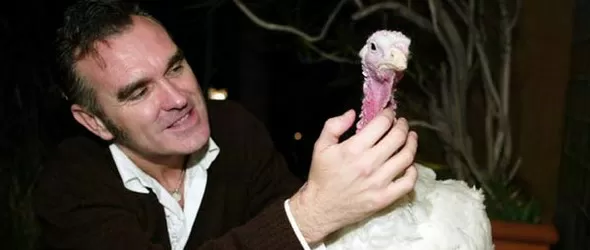 Мориси продължава със световното турне