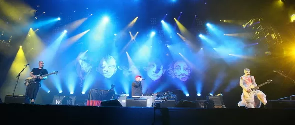 Лимп Бизкит те чакат на Академик!