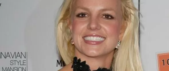 Цирк: Бритни Спиърс нахлува на широкия екран