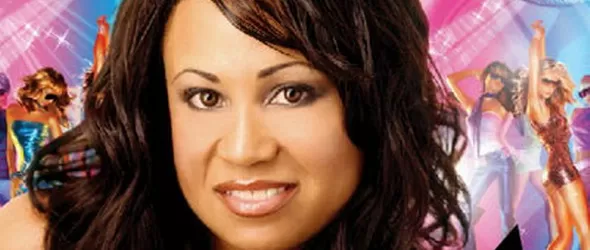 Си Си Пенистън в България