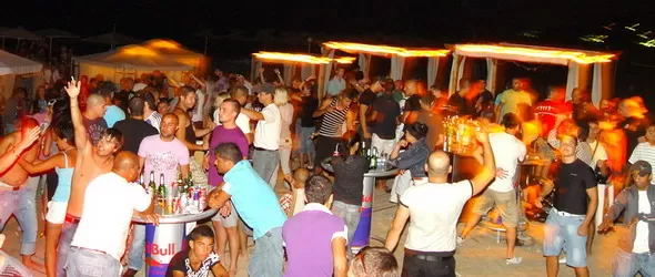 DJ Версус на вълните на Алфа радио и Xtravaganzza