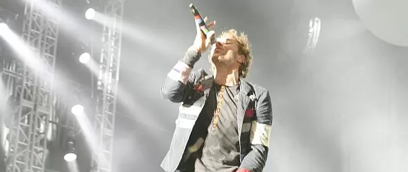 Гуинет Полтроу иска Крис Мартин да зареже Колдплей