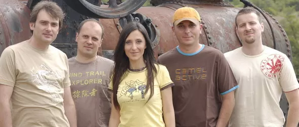 Ангелско сърце! Мери Бойс Бенд откриват нов клуб в столицата