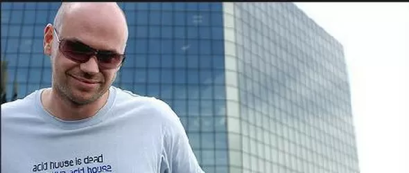 Хаус легендата Дейв Сиймън завърта в Ялта