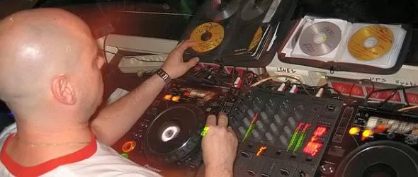 И най-големите се дънят: Дейв Сиймън зацикли в Ялта