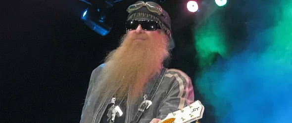 Били Гибънс (Зи Зи Топ) се прави на турист в Лондон