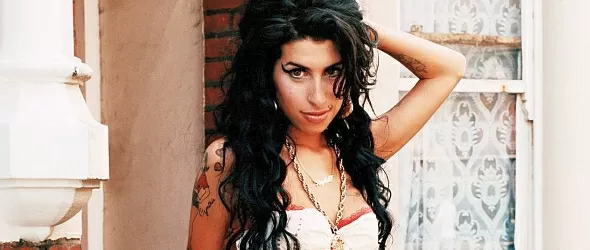 Ейми Уайнхаус влезе в болница